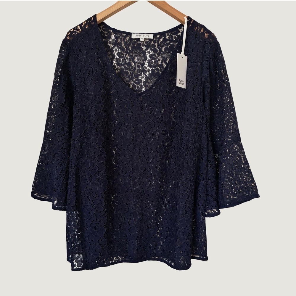 Rose + Olive Navy Blue Floral Lace V-Neck Bell Sleeve Blouse with Cami 2X